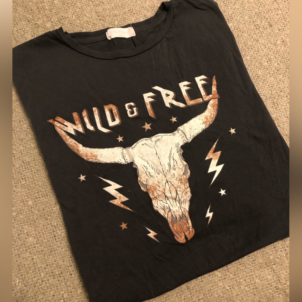 Altar’s State - Wild and Free Graphic Tee